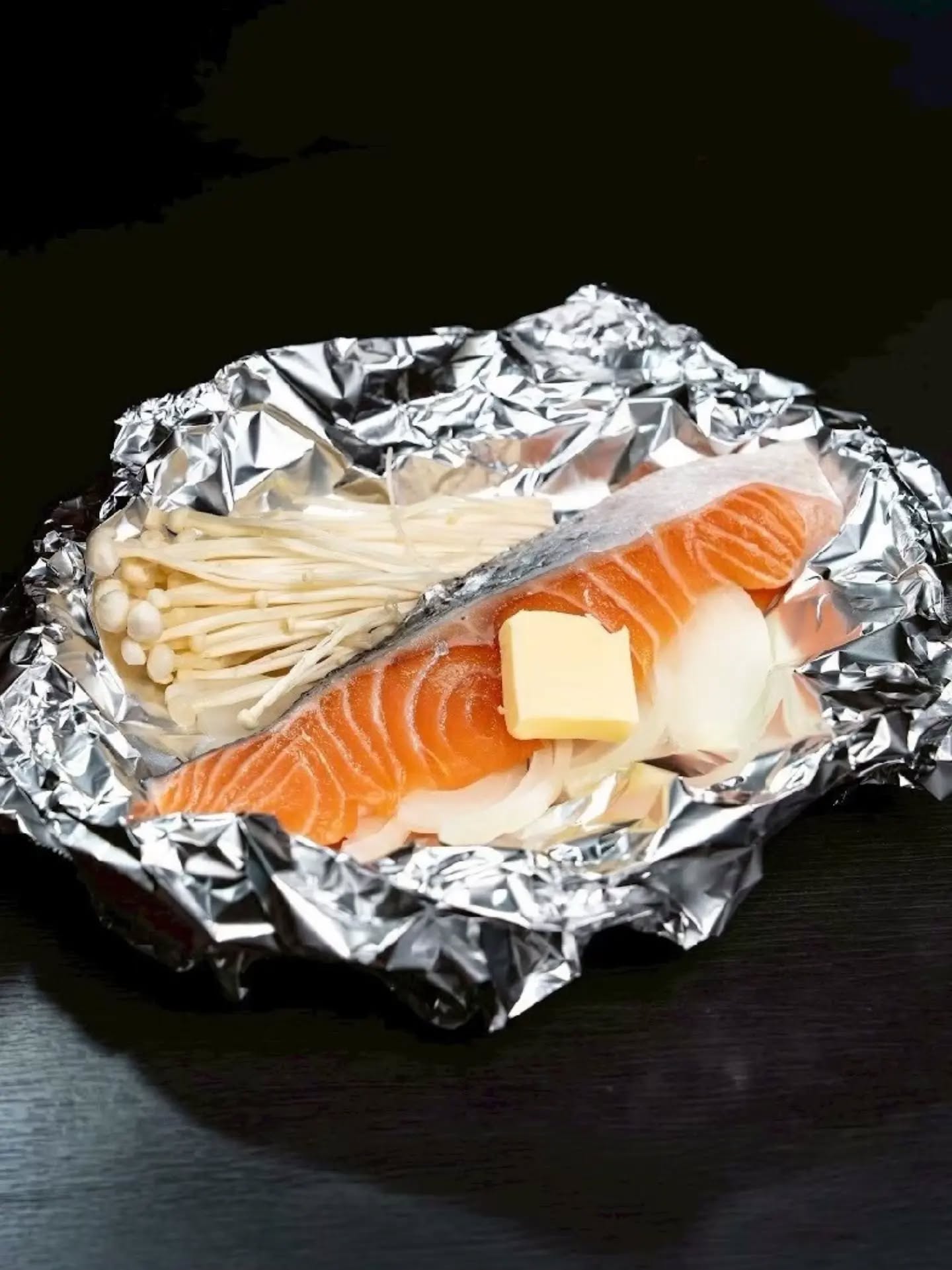 【熱々旨味が凝縮!名物ホイル焼き3選】